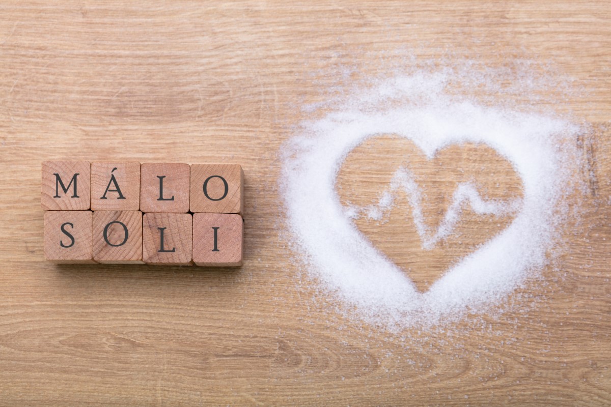 Menej soliť - opatrenie pri zvýšenej hladine sodíka v krvi