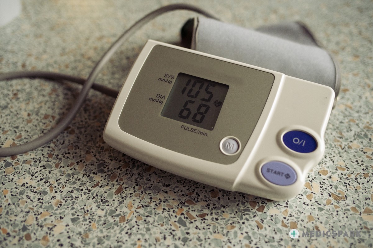 Hodnota tlaku v krvi na tlakomeri - 120/80 je ideálny krvný tlak