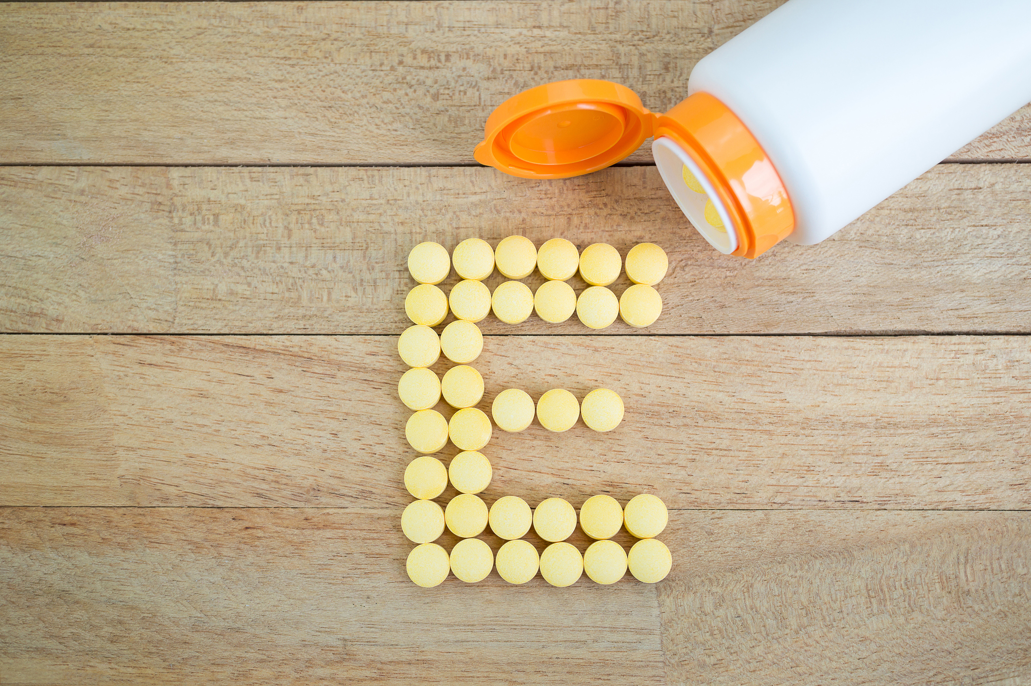 Vitamín E a jeho účinky. Ako sa prejaví nedostatok či nadbytok? + Potravinové zdroje