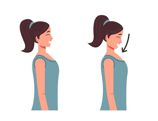 žena cvičí svaly chrbta, krku - zasúvanie brady, animovaný obrázok