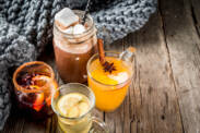 Jesenné horúce nápoje na zahriatie aj podporu imunity počas sychravých dní