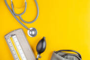Meranie krvného tlaku: Aké sú zásady správneho postupu? + 10 zásad