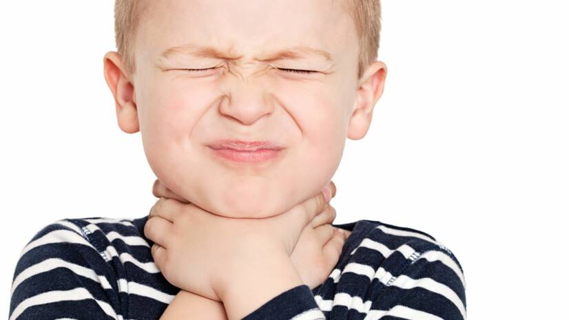 Epiglotitída: Nebezpečný zápal hrtanovej príchlopky a jeho príznaky a varovné znaky? Kedy okamžite konať?