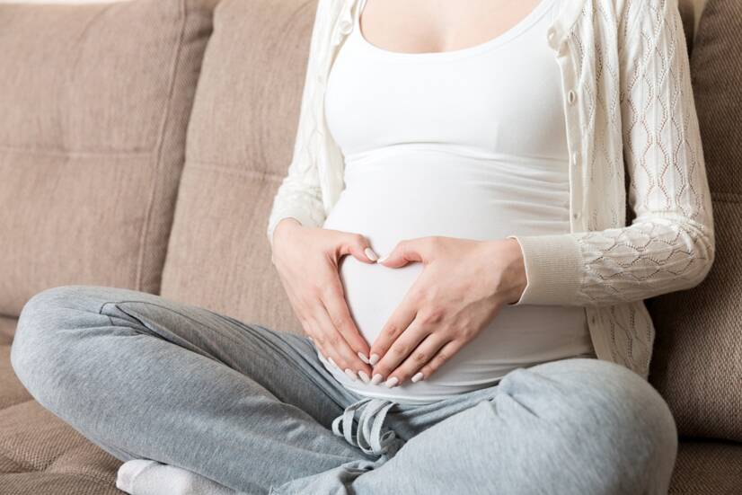 Veľkosť tehotenského bruška je u každej tehotnej ženy individuálne a závisí od rôznych faktorov. Zdroj: Getty Images