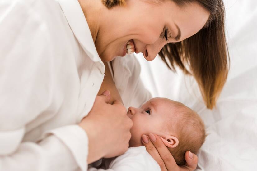 Dojčenie, kojenie: Prečo je dôležité? Ako správne dojčiť?