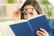 Čo je ďalekozrakosť, hyperopia, príčiny zhoršeného videnia do blízka?