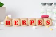 Genitálny herpes: Ako vyzerá, aké má príznaky? Spôsob prevencie